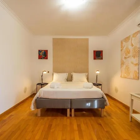 Kubata Hill Gæstehus