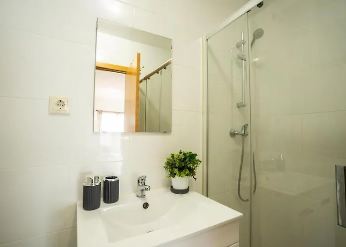 Kubata Hill * Пареде