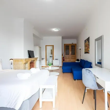 Kubata Hill Guest house *